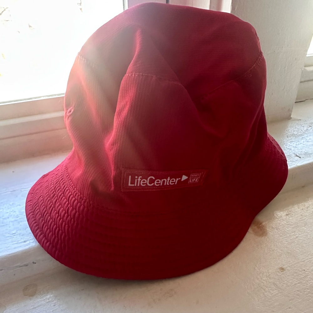 Cincinnati Reds Bucket Hat - Picture 2 of 5